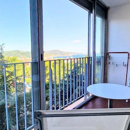 T2 Calme Avec Parking, Ascenseur Et Loggia A - Fr-1-309-12 *
